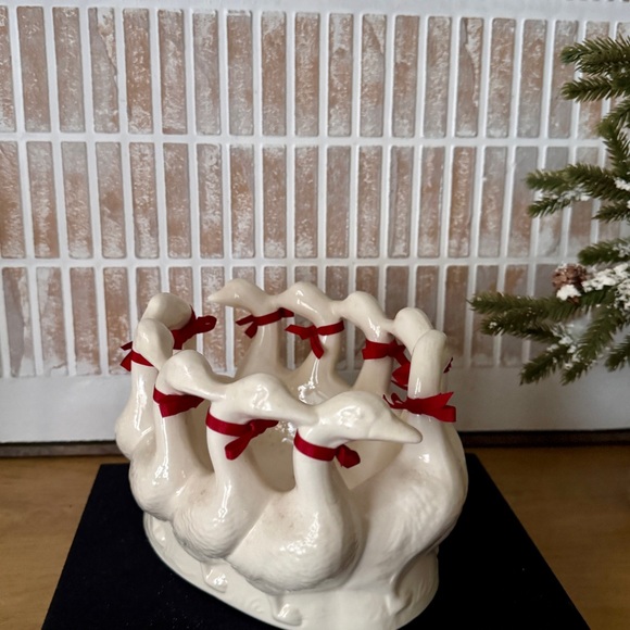Elegant Vintage Bowl Planter Gaggle of Geese circle of...